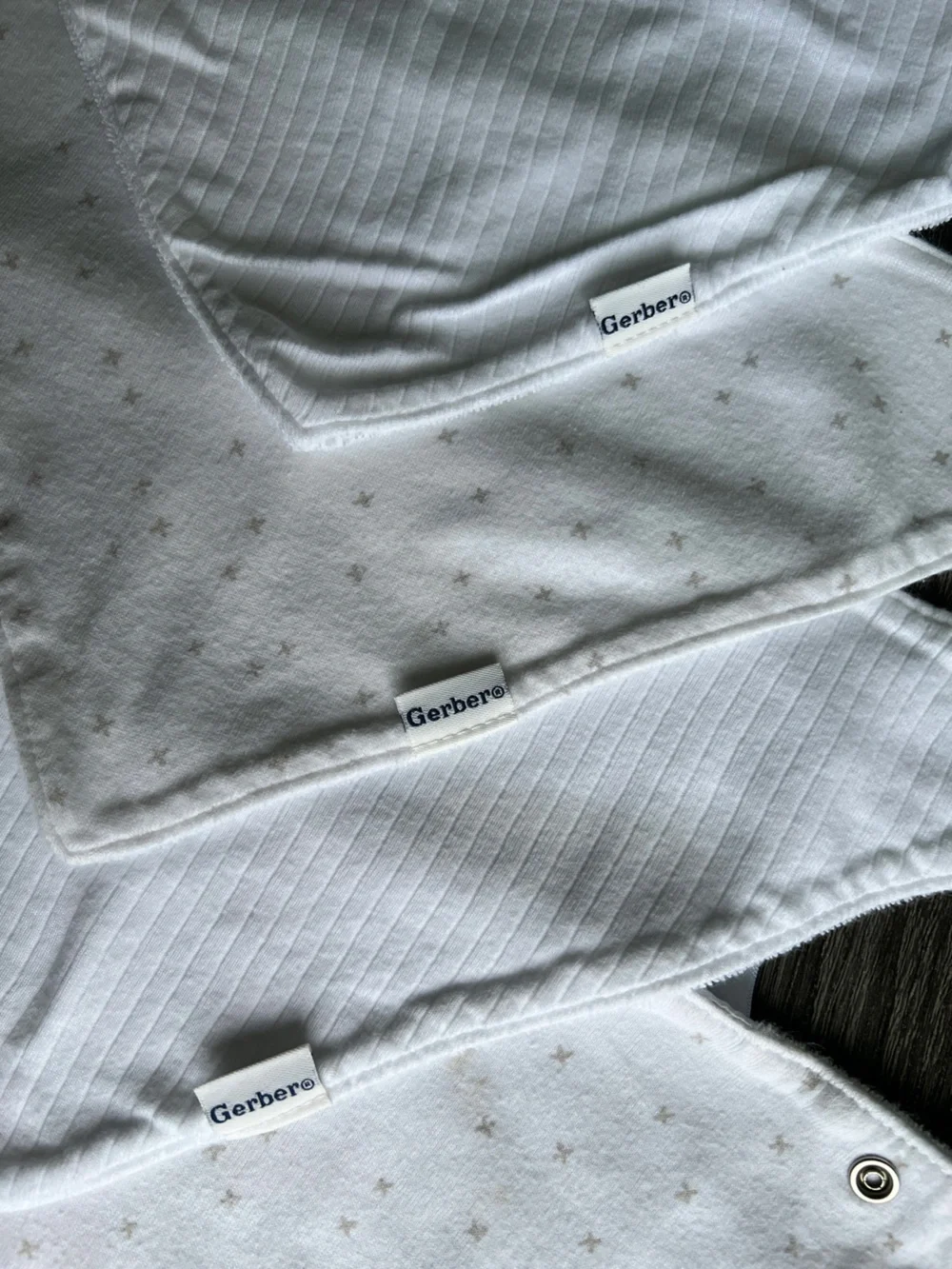 Gerber White Baby Bandana Bibs - Set of 4